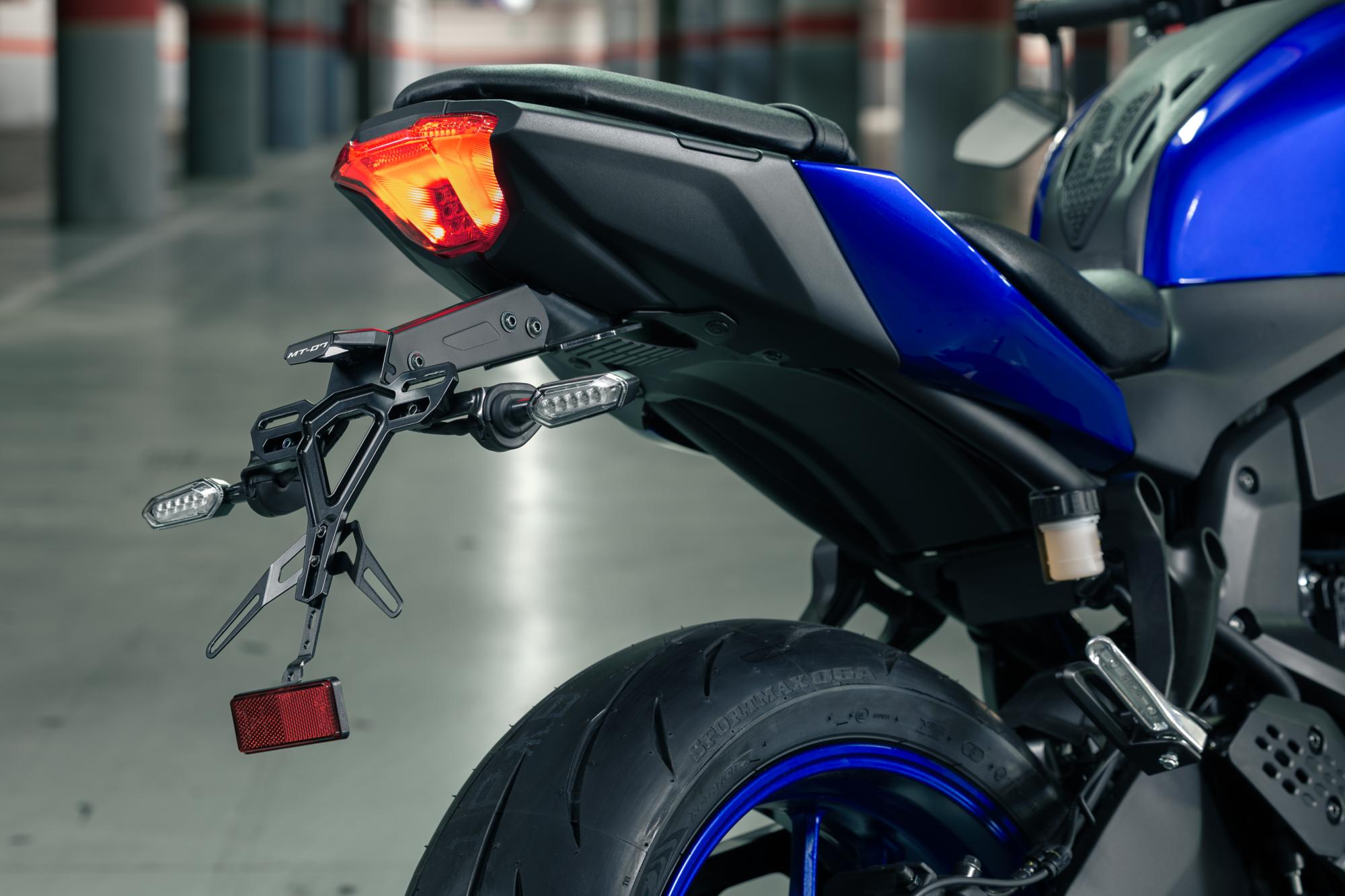 Nummerplåtshållare Yamaha - 2