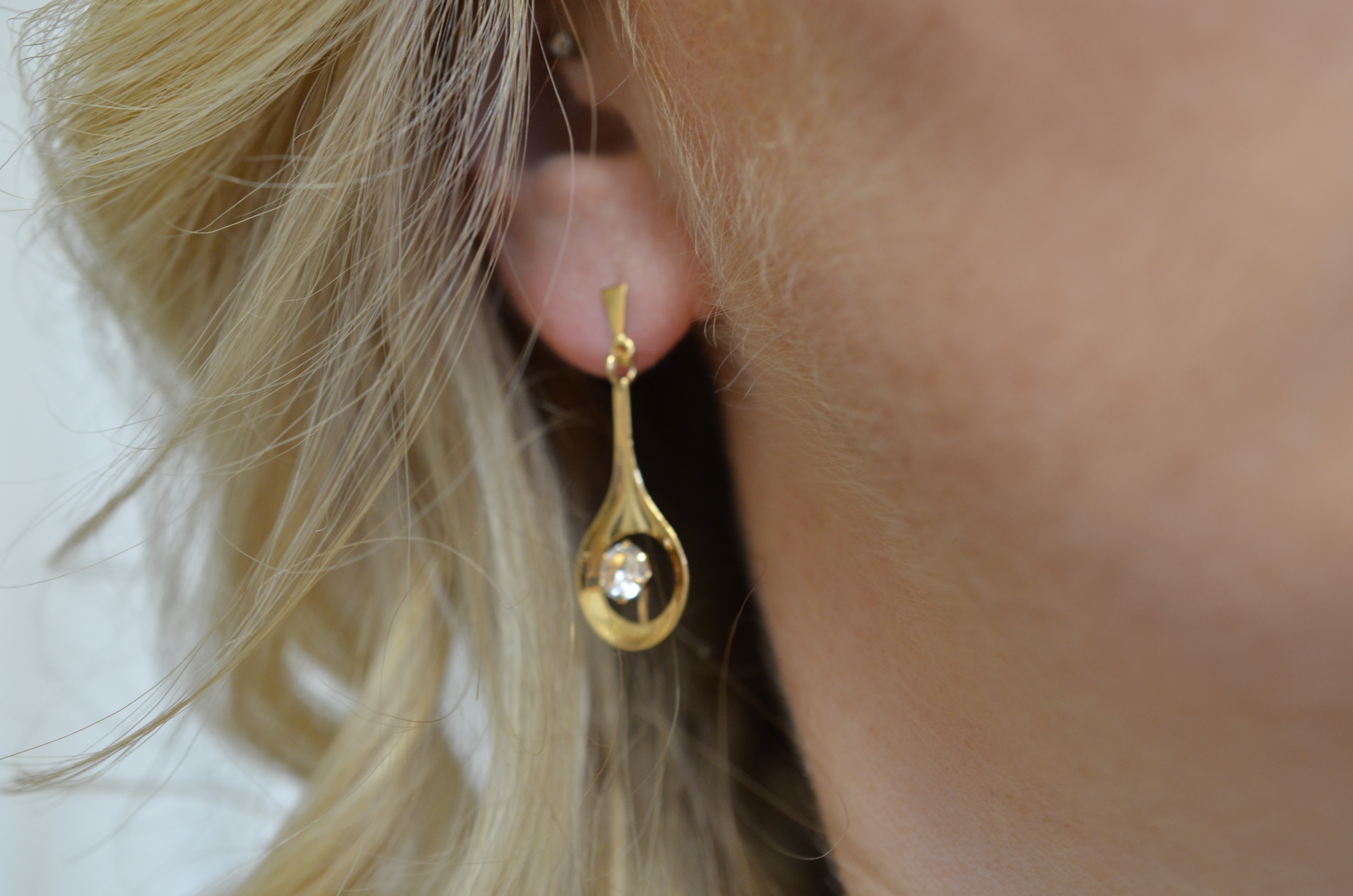 Vintage 18k earrings with cz - 3