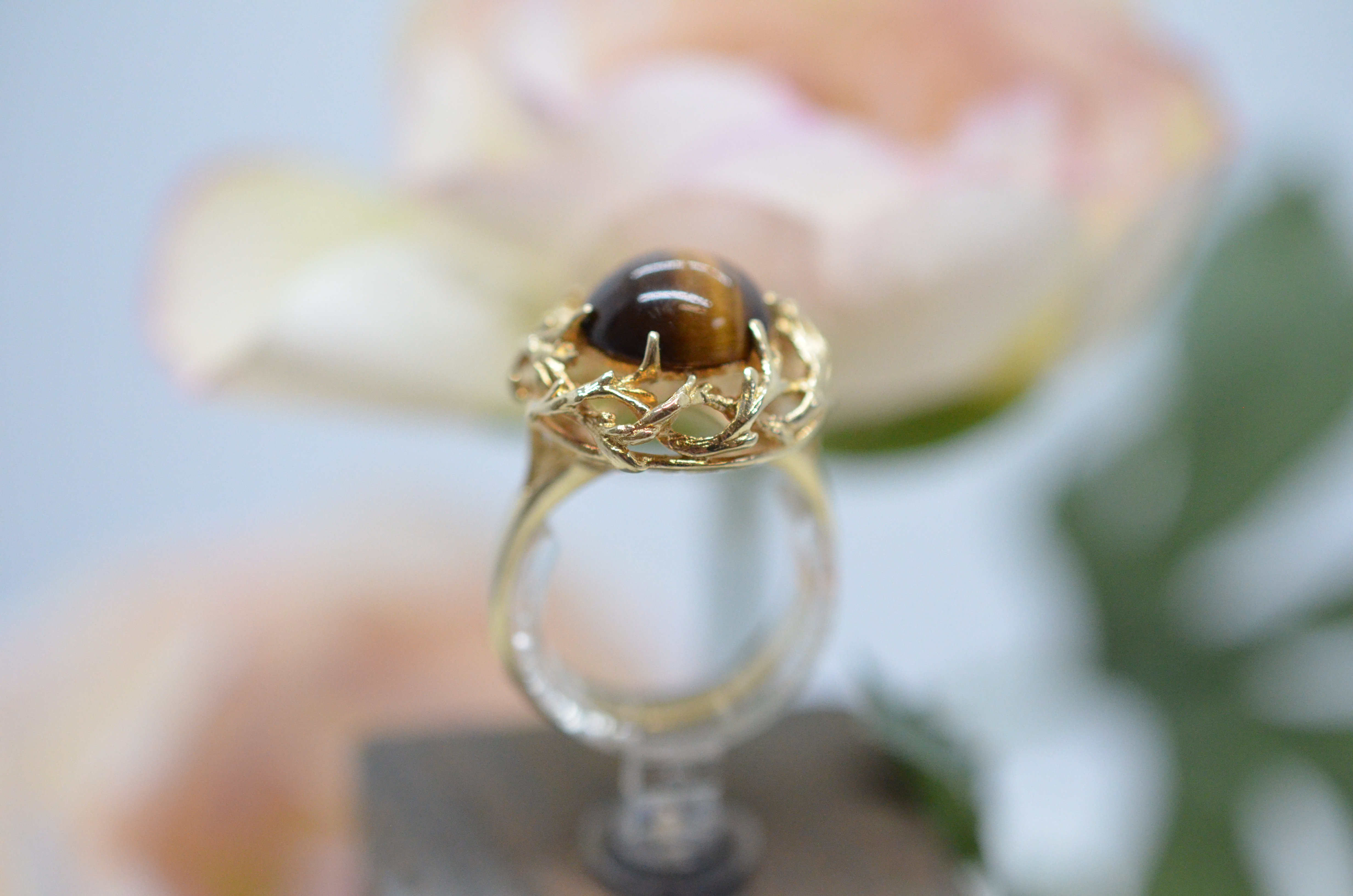 Second Hand ring with tiger eye - 3