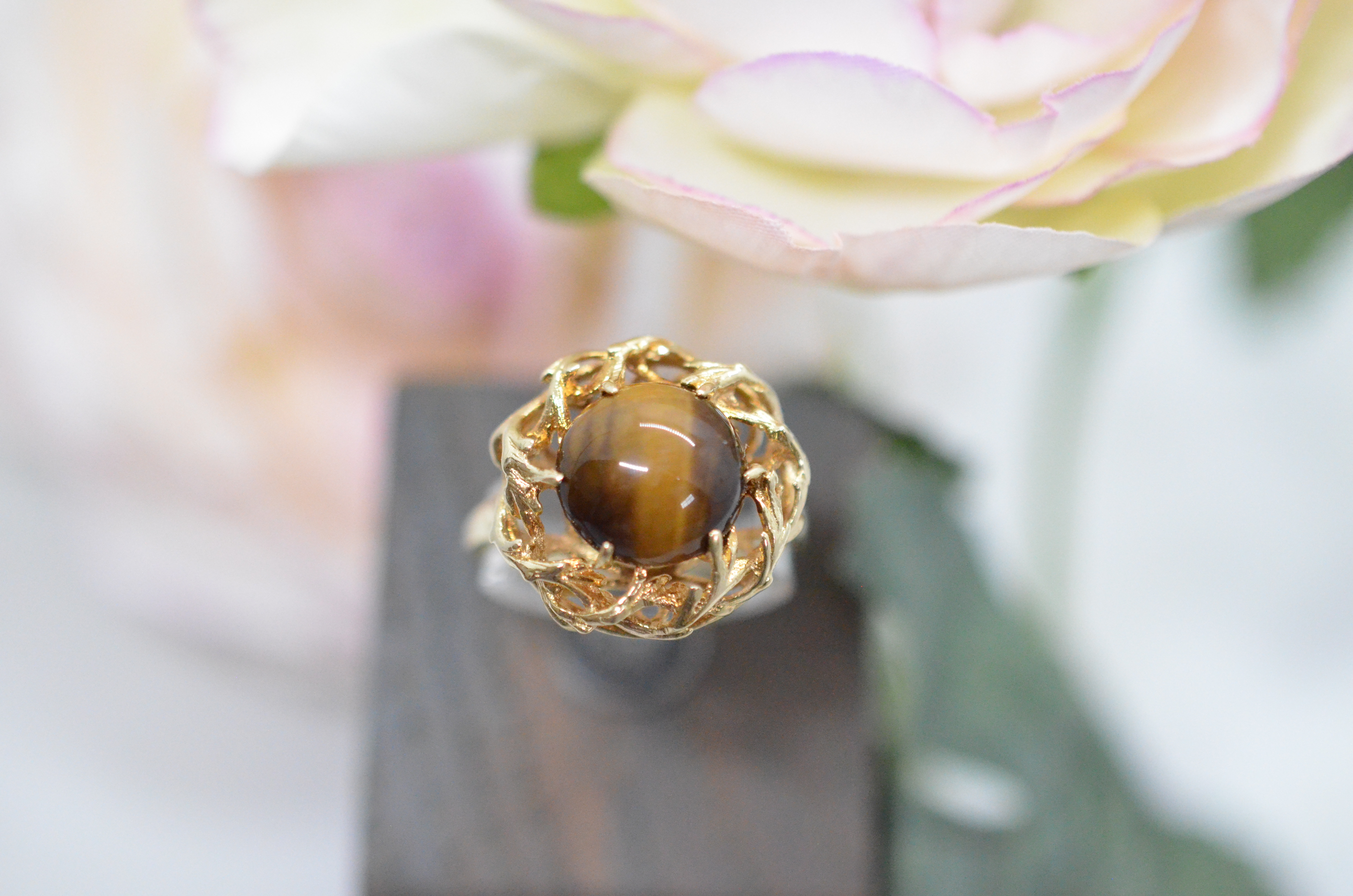 Second Hand ring with tiger eye - 2