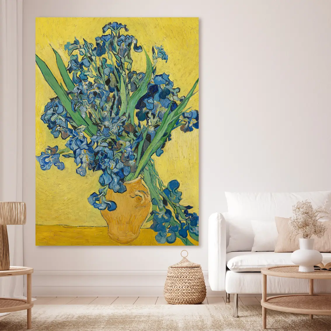 Leinwandbild mit canvas print from Van Gogh mit blauen Iris vor gelbem Hintergrund. Das Motiv zeigt starke Farben und kraftvolle Pinselstriche.