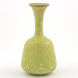 Gunnar Nylund (ARI 1950s) Lime green Vase with Swelling Base 16 cm
