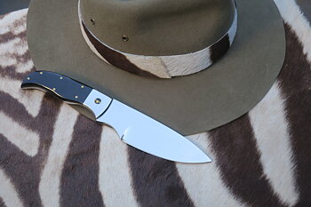 Hyena Skinner - Cape Buffalo Horn - Skinner/Utility knife