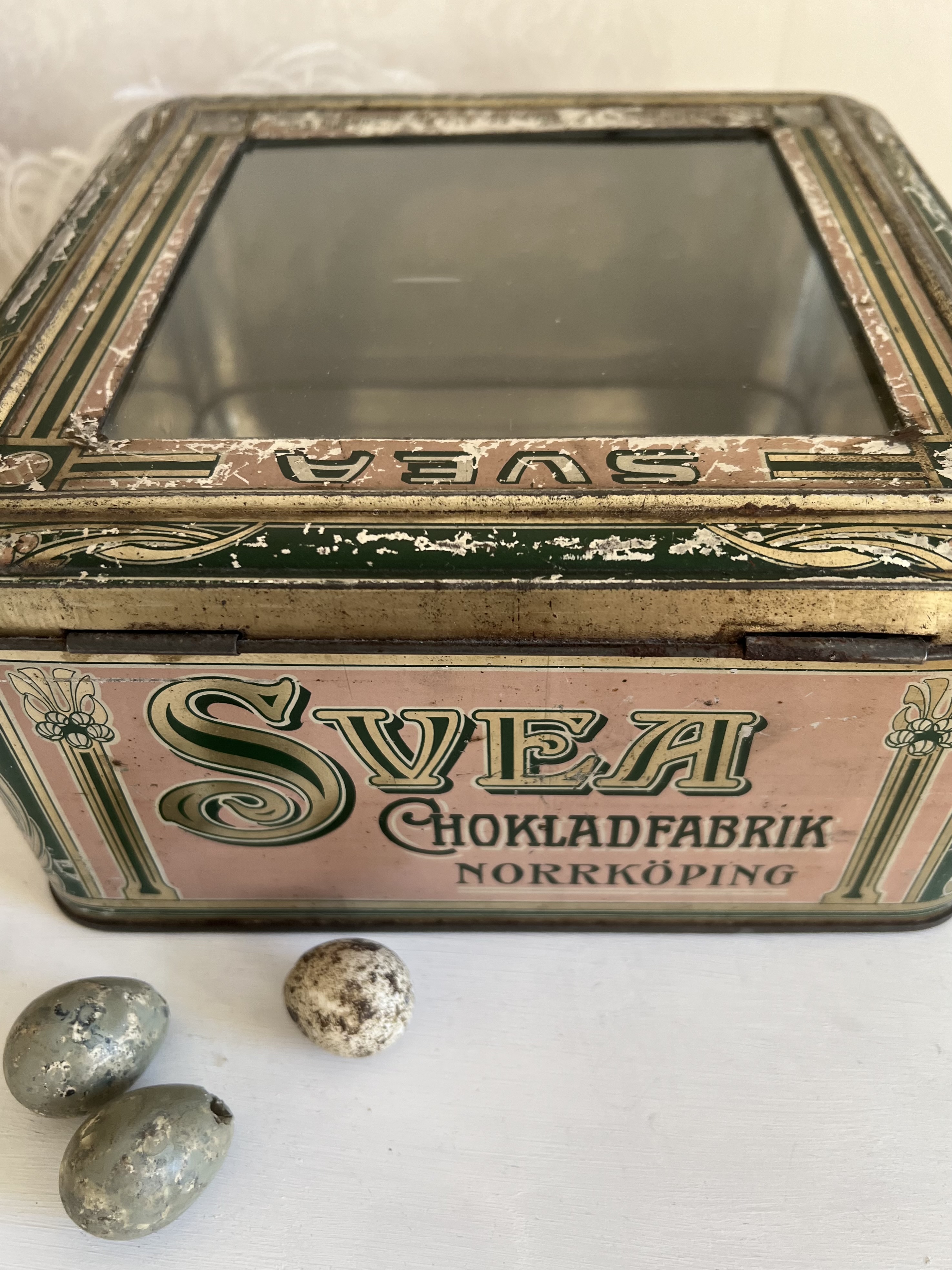 ANTIK KARAMELLBURK FRÅN SVEA CHOKLADFABRIK - 2
