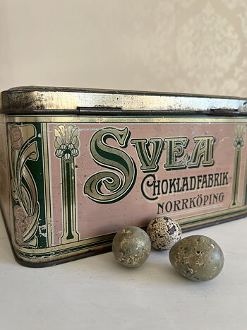 ANTIK KARAMELLBURK FRÅN SVEA CHOKLADFABRIK