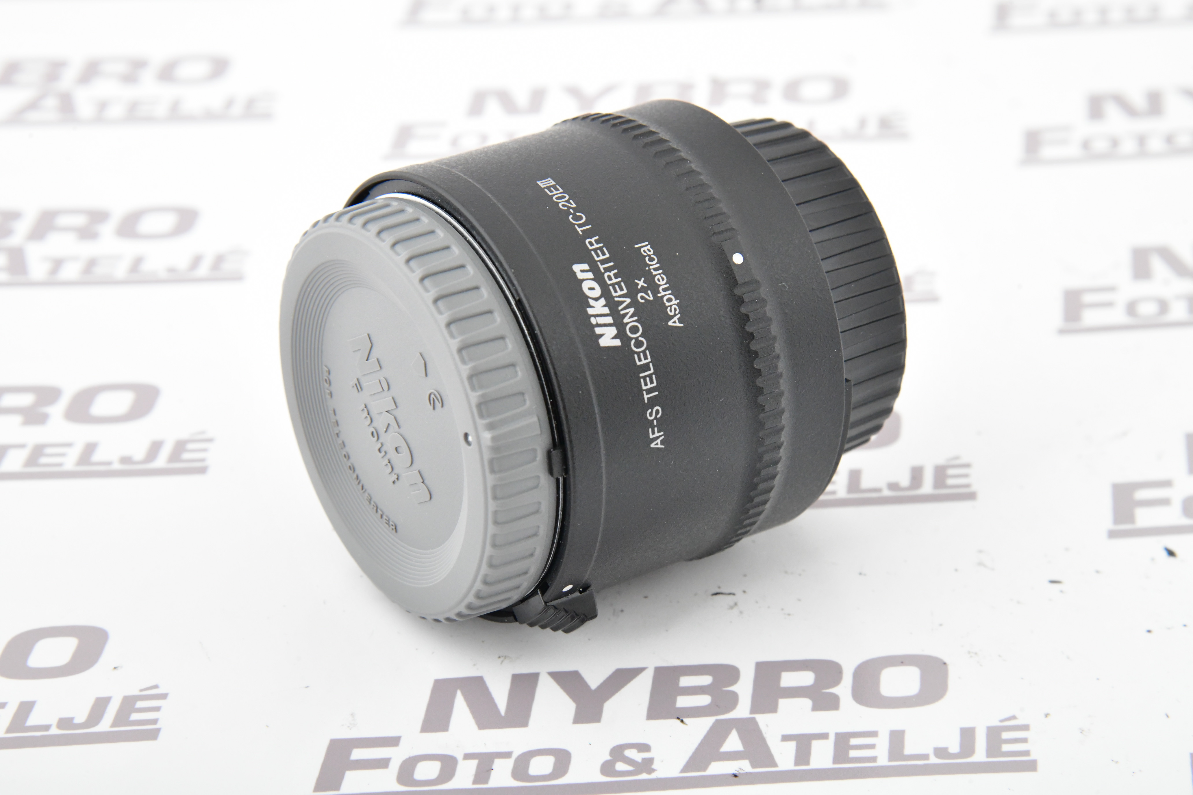 Nikon TC-20E III