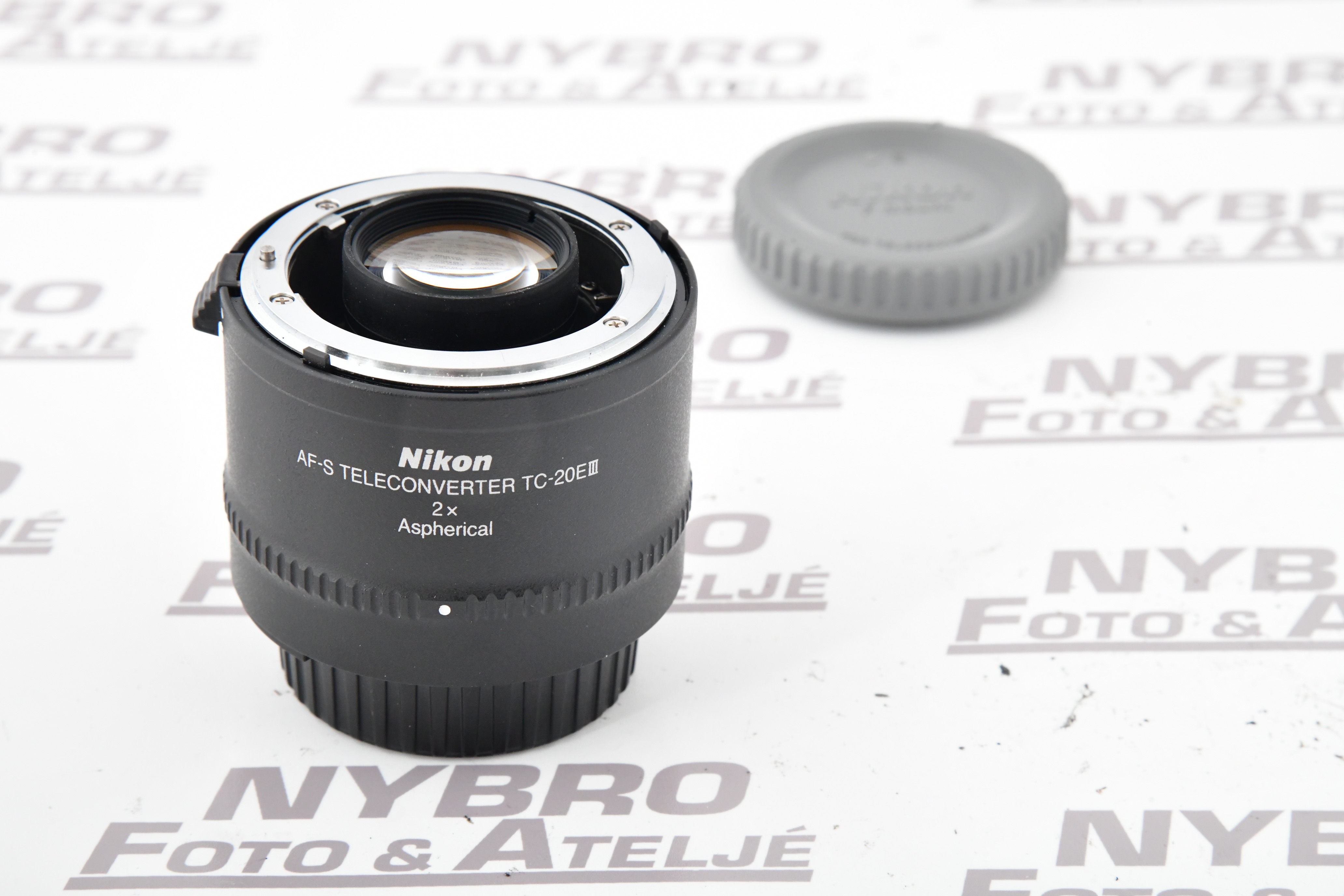 Nikon TC-20E III - 2