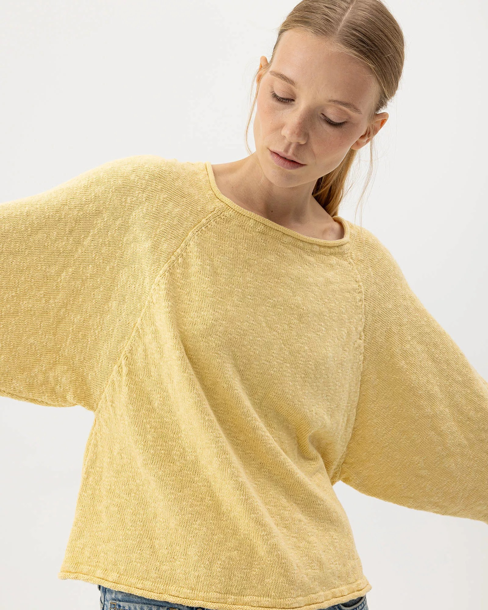Juni Boxy Top - Straw - Holebrook - 3