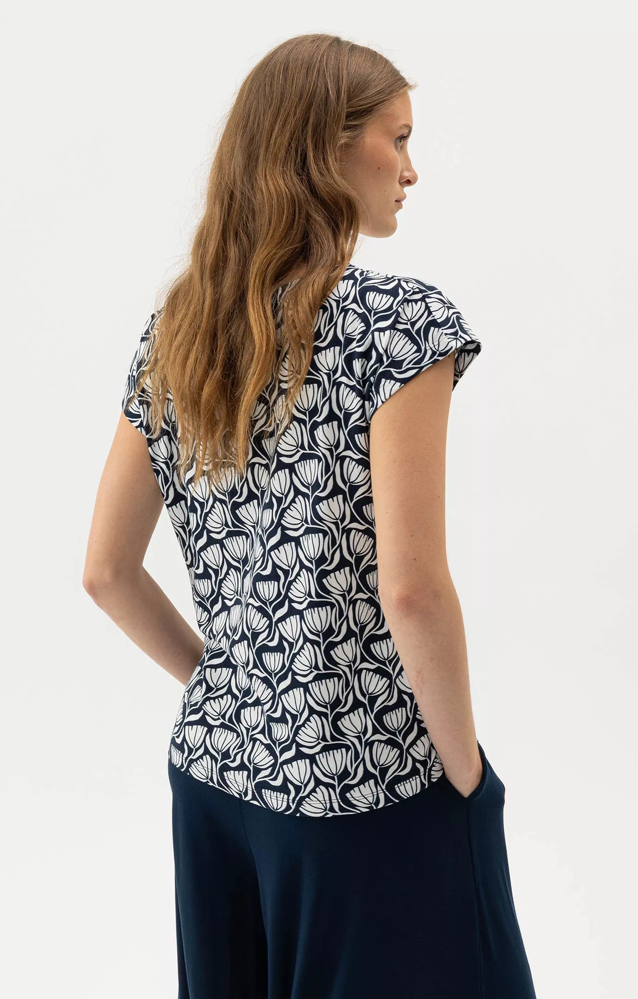 Ellen Capsleeve - Navy Pattern - Holebrook