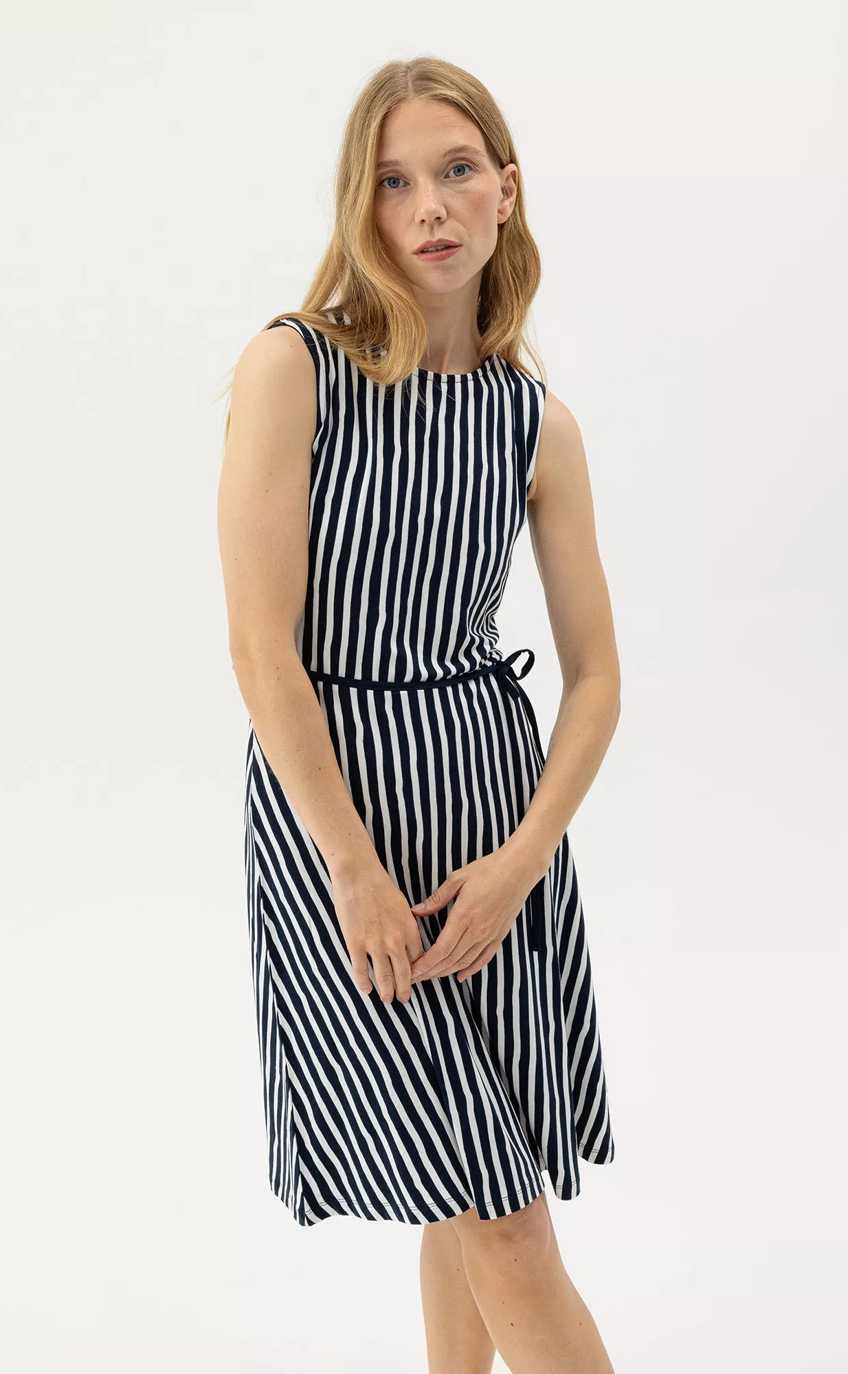 Ellen Dress - Navy/Offwhite - Holebrook