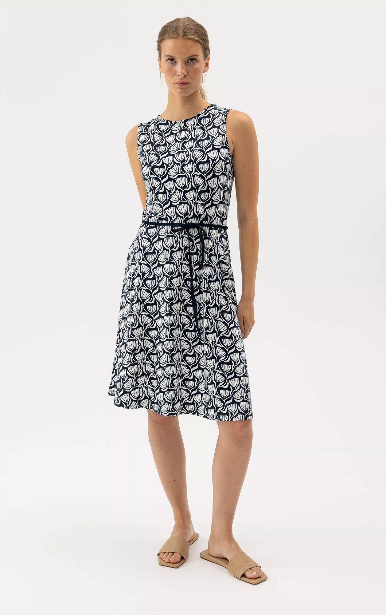 Ellen Dress - Navy Pattern - Holebrook