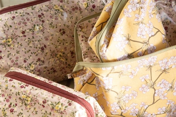 Toiletry Bag - LOVING LIBERTY Light Lilac - Medium - 3
