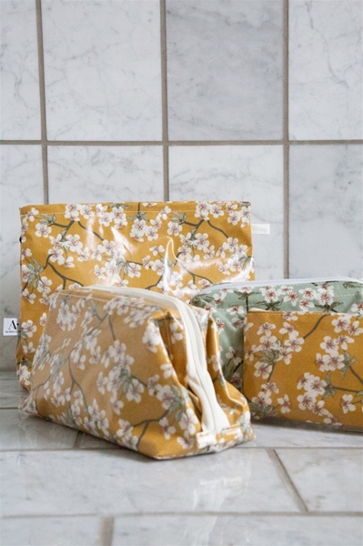 Toiletry Bag - AMALIE Mustard - Medium