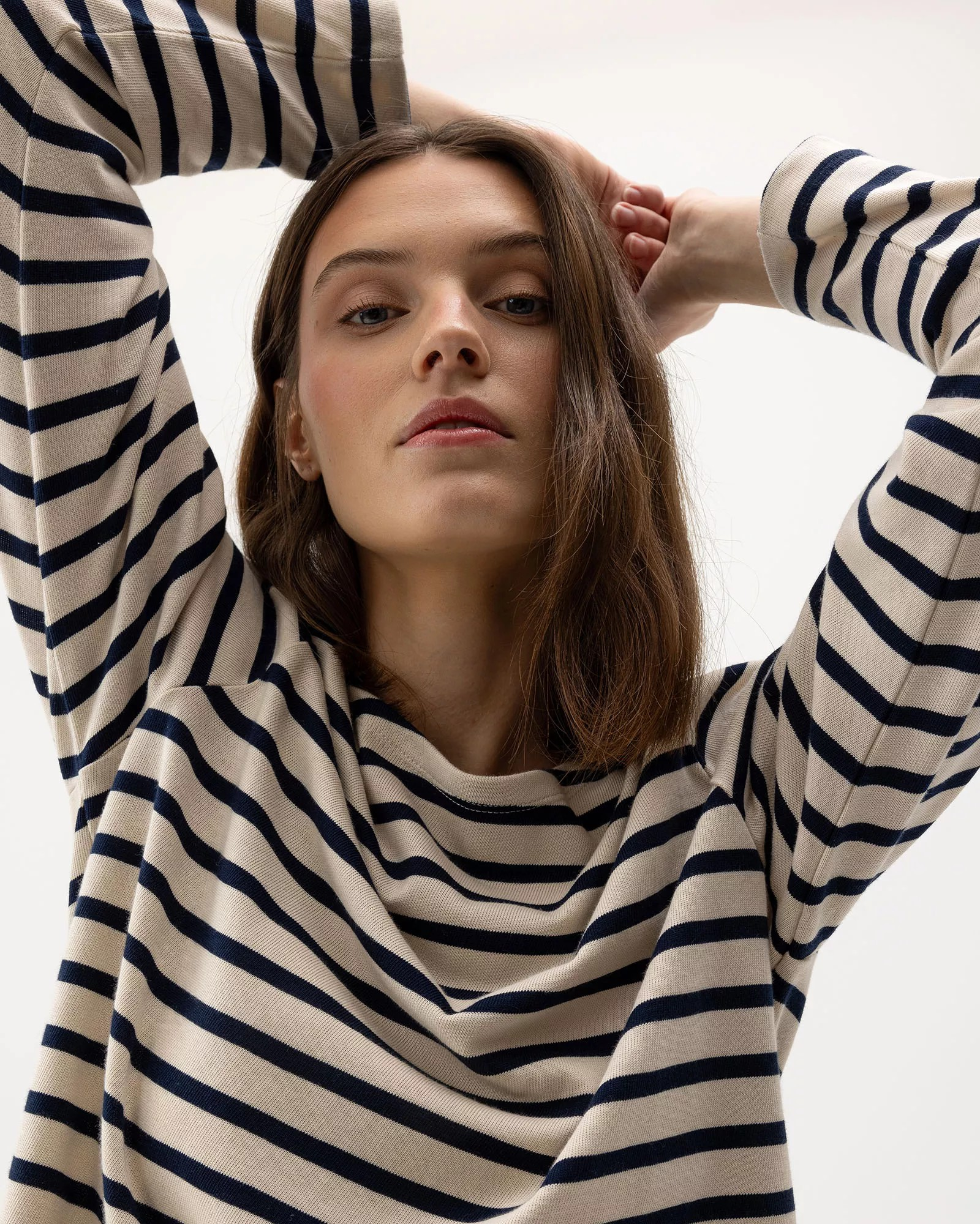 Engla Boatneck - Ecru/Navy - Holebrook