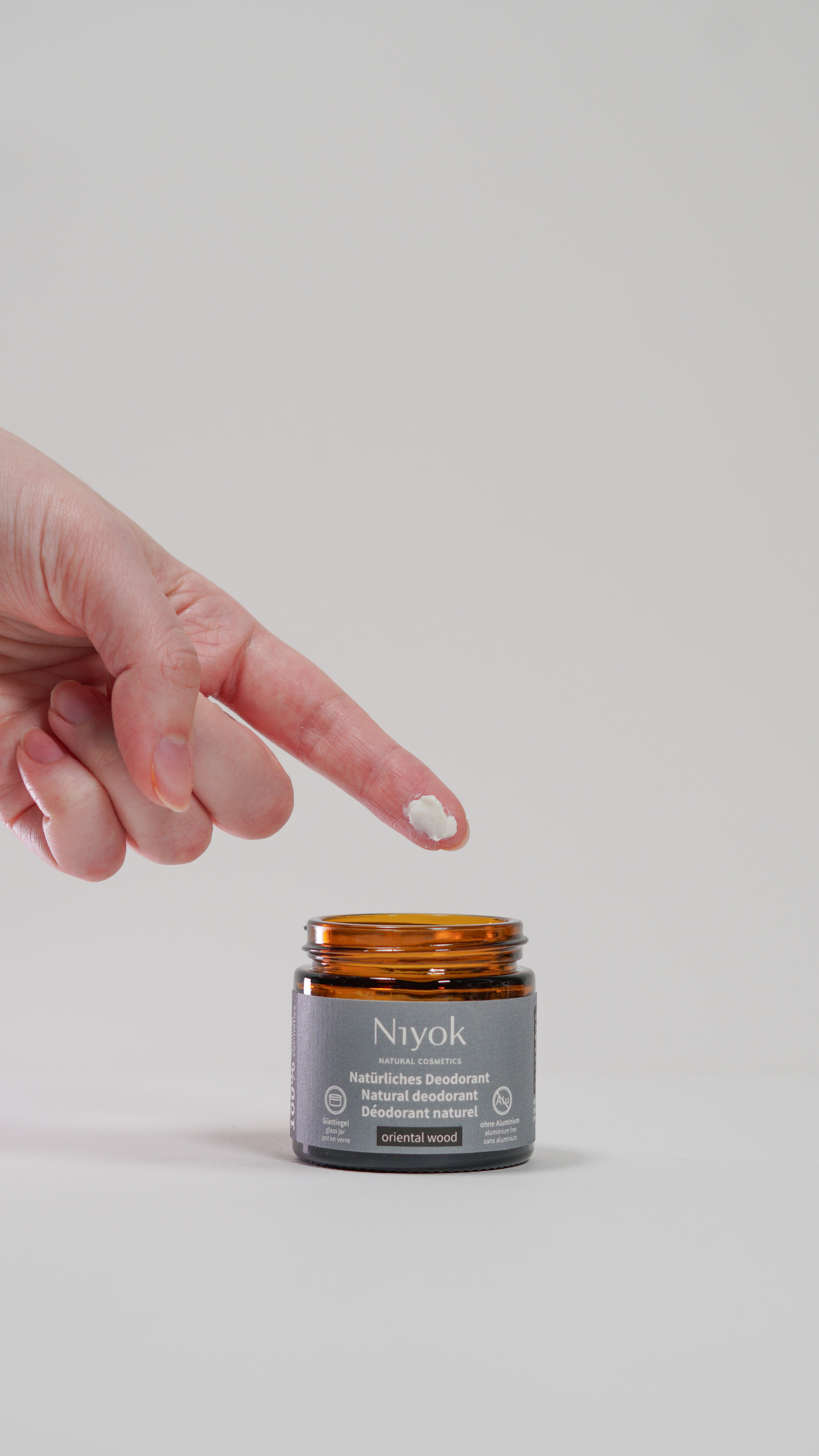 Niyok Natural Deodorant 2 in 1 Protection Oriental Wood 40 ml - 2