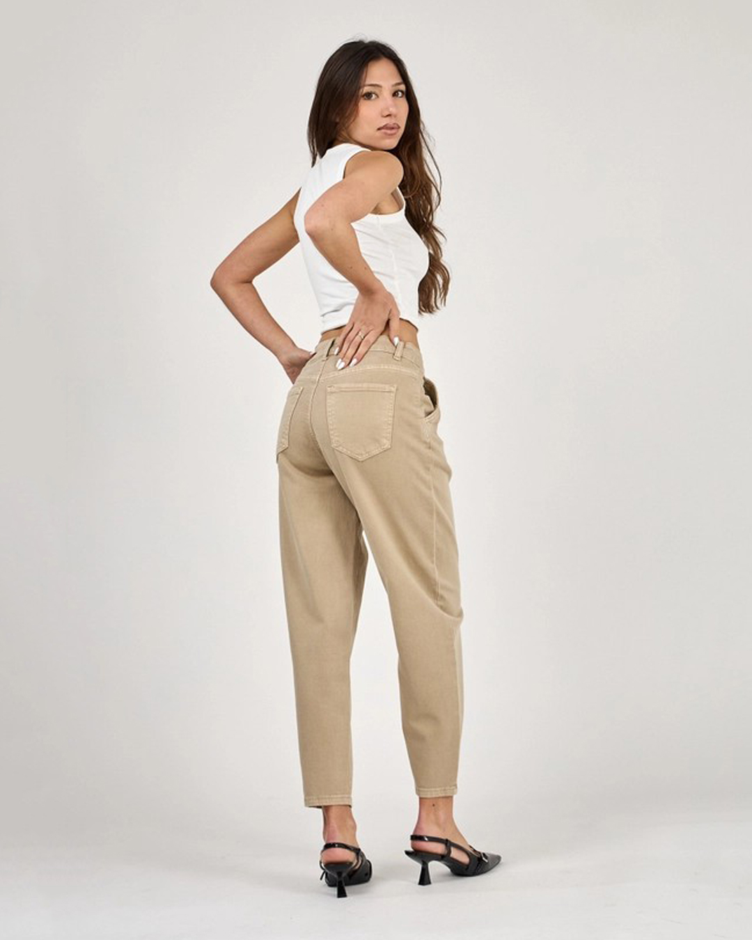 Barreljeans Tiffanie kort mörkbeige - 2