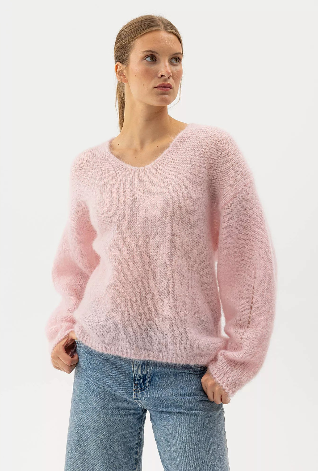 Lilian V-neck - Pink - Holebrook
