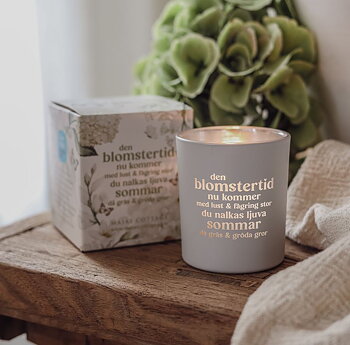 Maja Lykta 7x8 cm - Den blomstertid nu kommer + Gåvobox