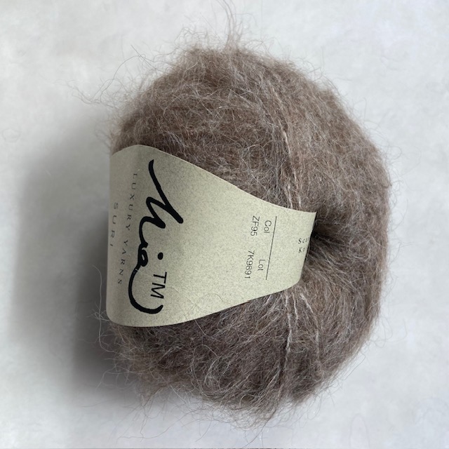 Alpacka Suri Garn -Mole Brown - Beige - 2
