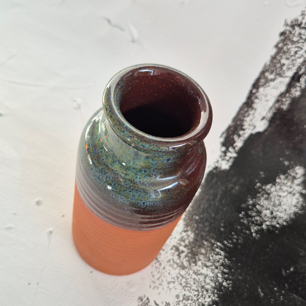 vintage VAS, terracotta med brun-grön glasyr från Nittsjö Sweden, h 14,7 cm - 2
