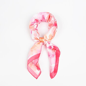 Mönstrad scarf från Rosenvinge