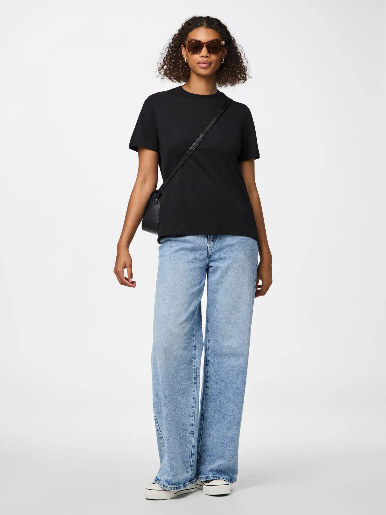 Pieces - Ria Tshirt Svart - 3