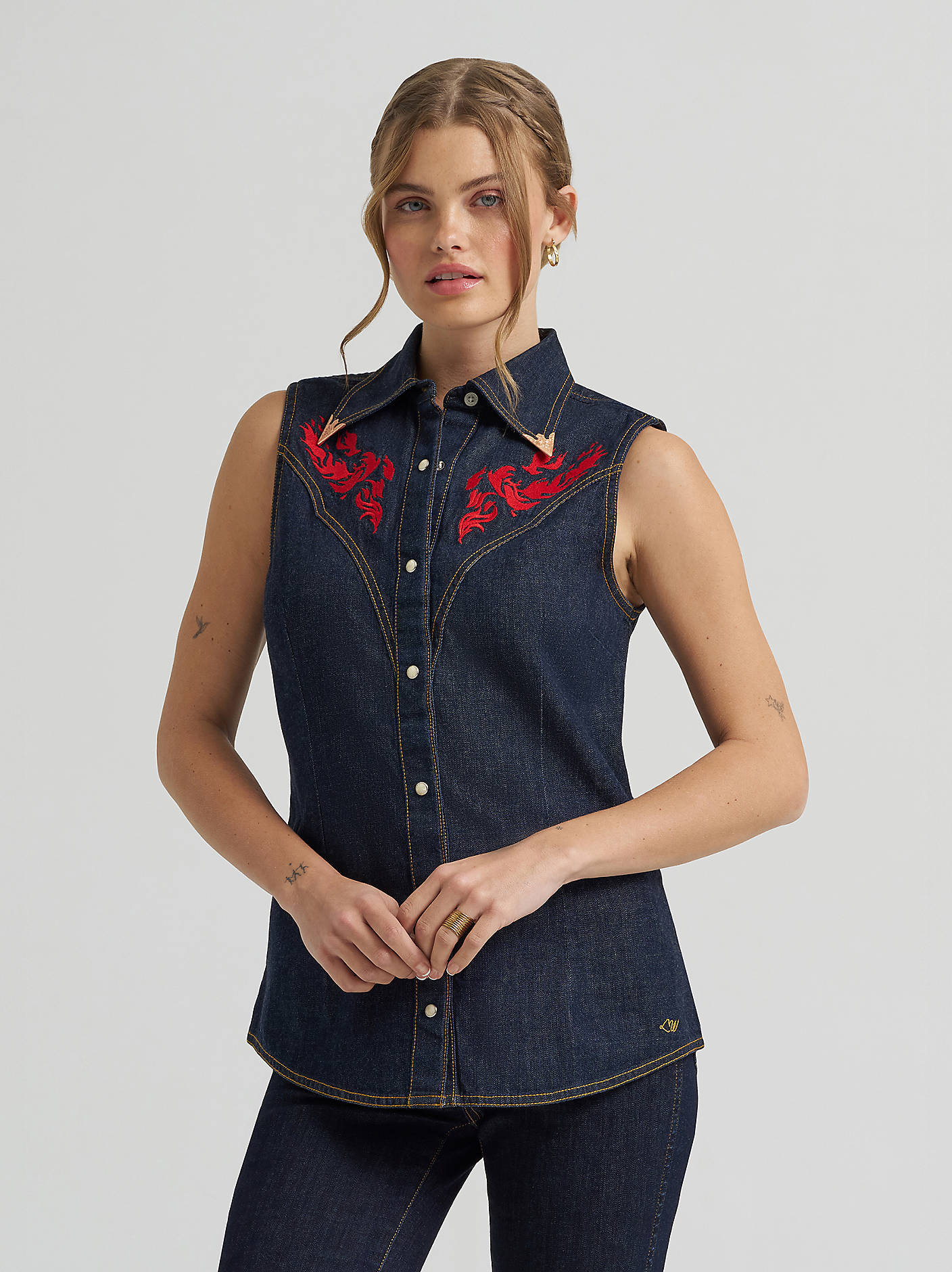 LAINEY WILSON X WRANGLER SLEEVELESS SHIRT - 5