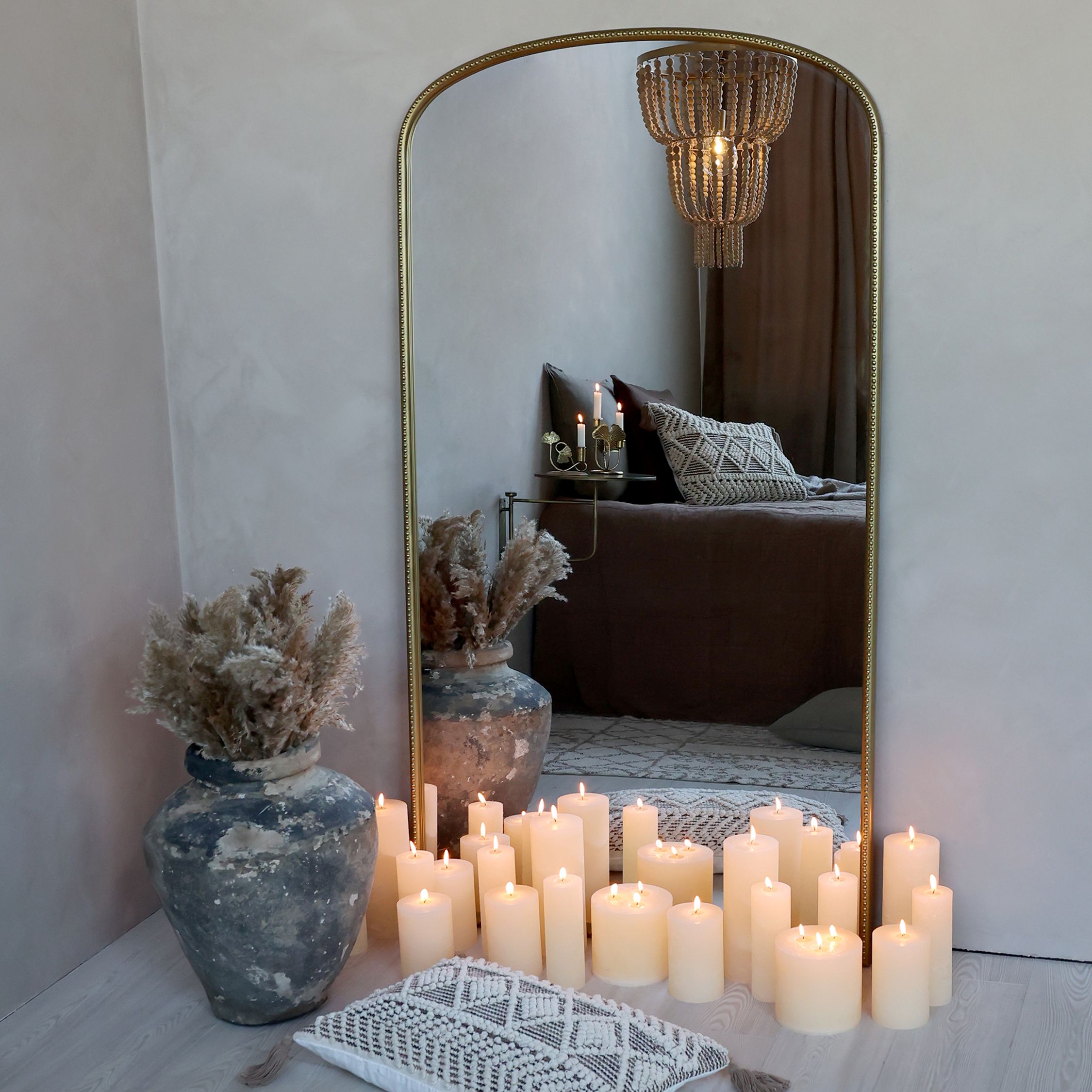 Golvspegel i mässingsfärg från Chic Antique