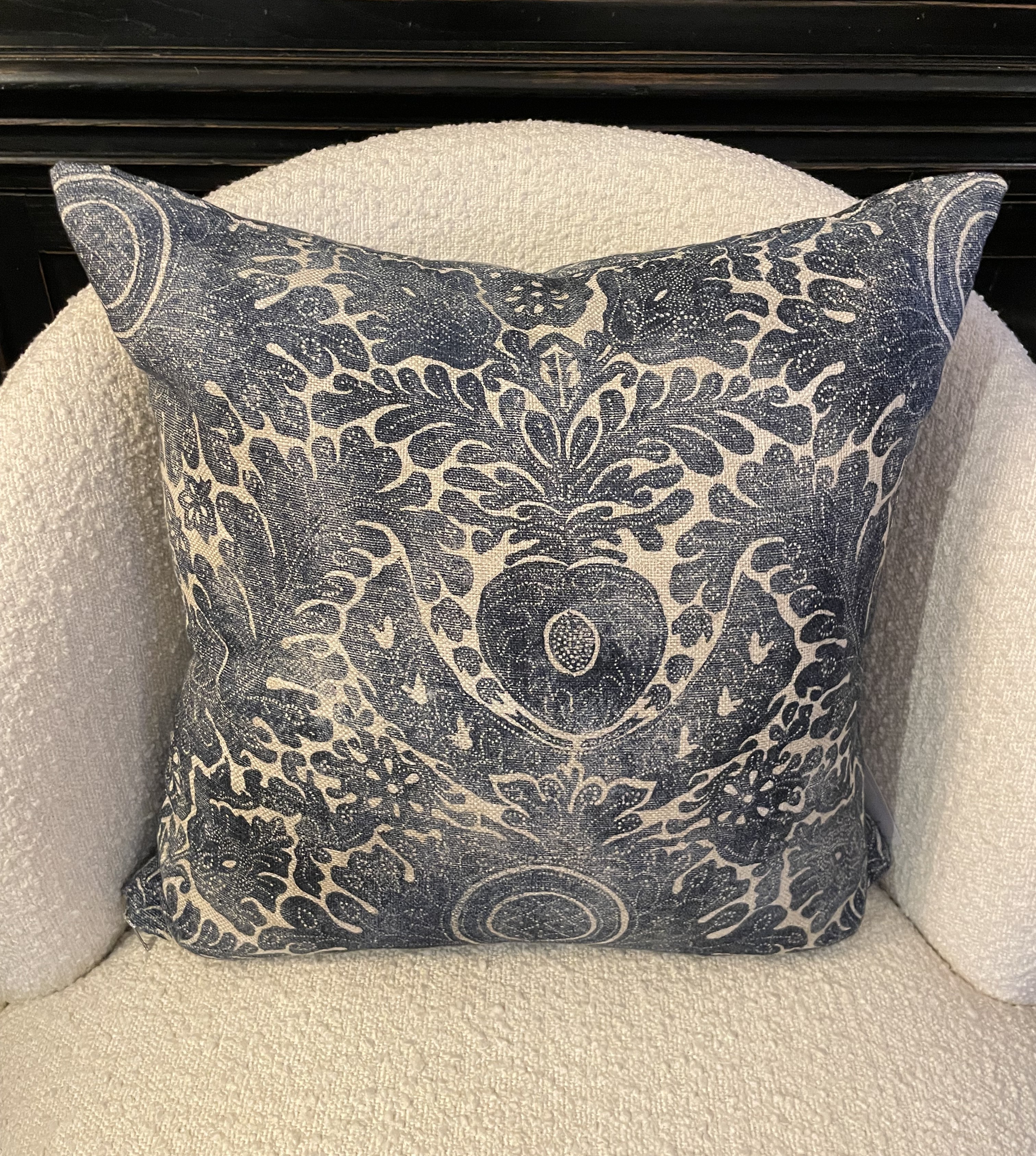 MED Flower Indigo