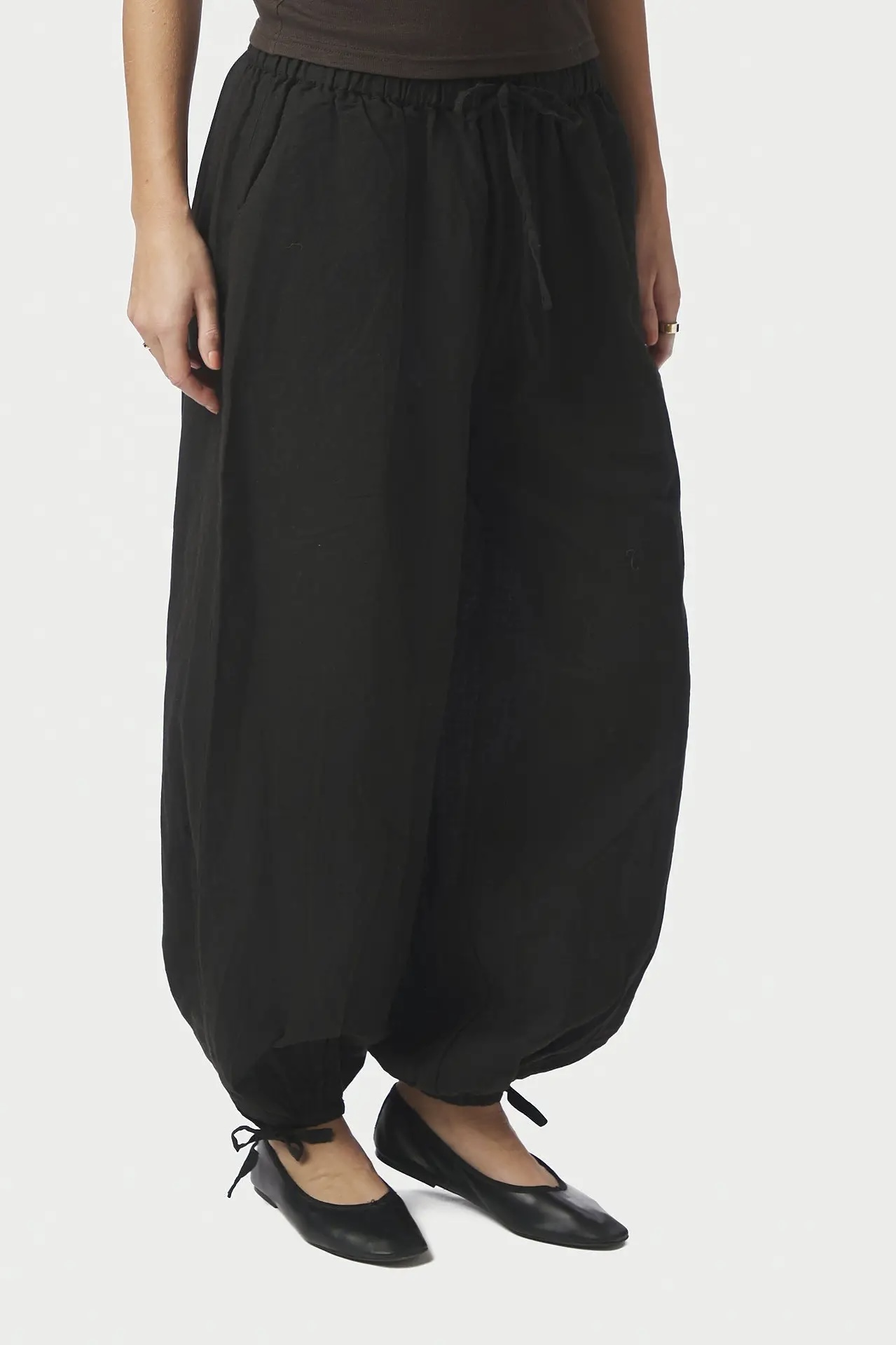 Neo Noir &nbsp;- Roxane Balloon Linen Pants Black - 3