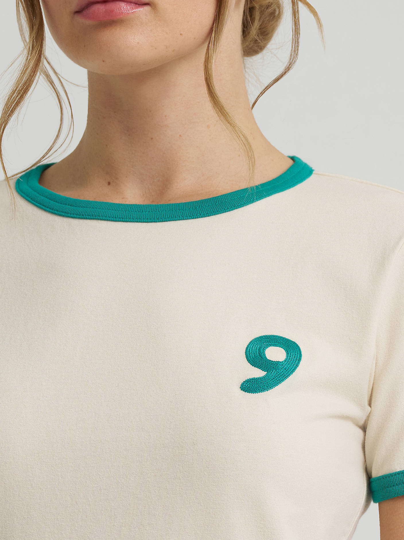 Lainey Wilson X Wrangler Good jeans tee - 4