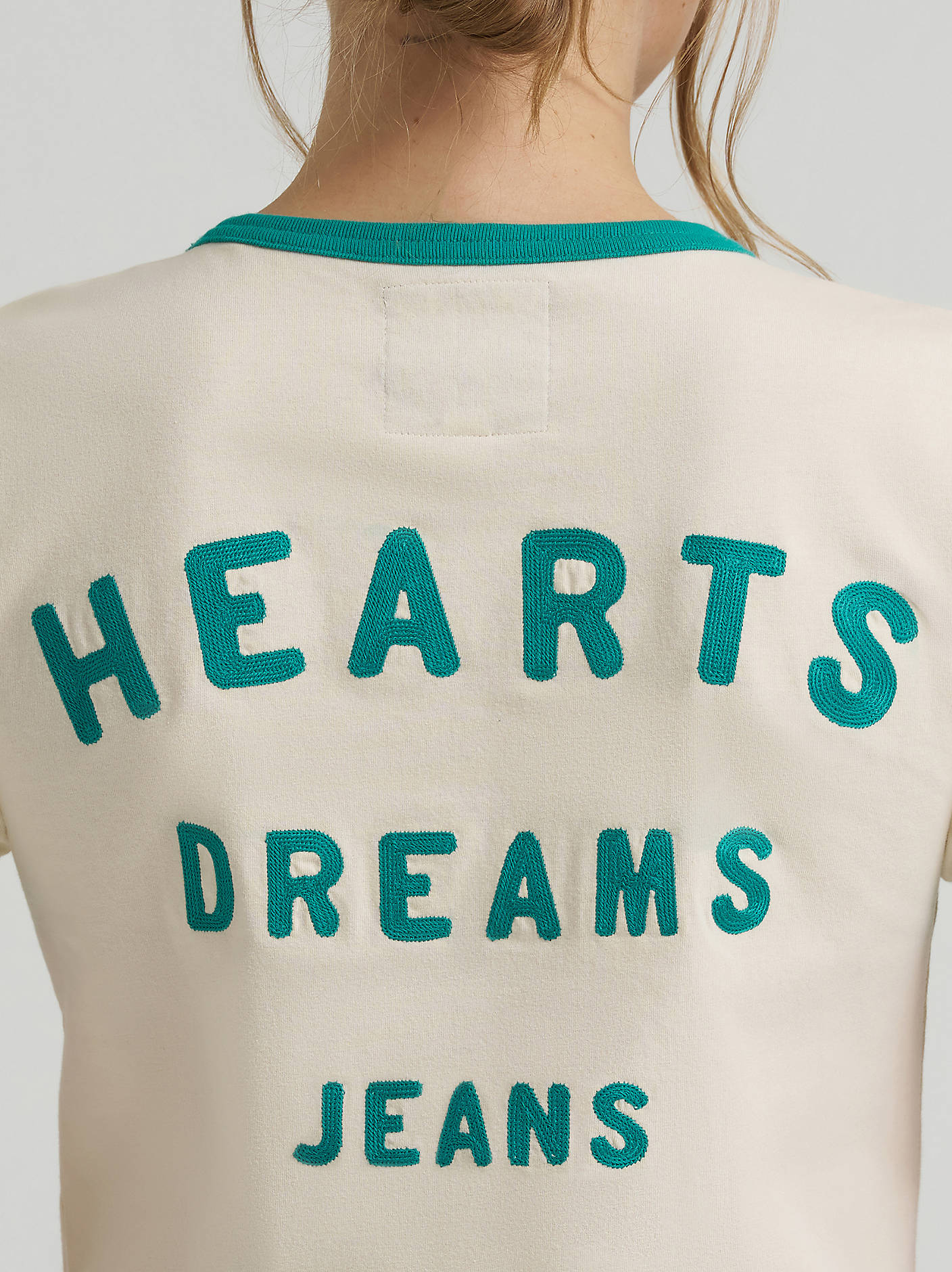 Lainey Wilson X Wrangler Good jeans tee - 5