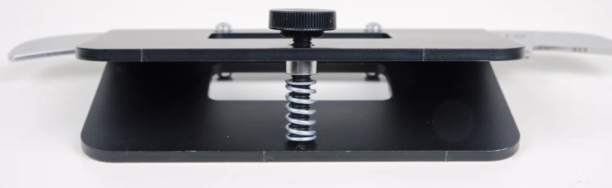 Universal blade holder - 2