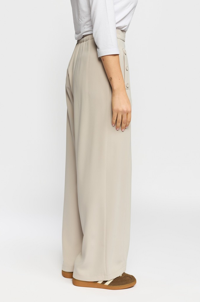 Ofelia Pant - New Kitt - 2-Biz - 3