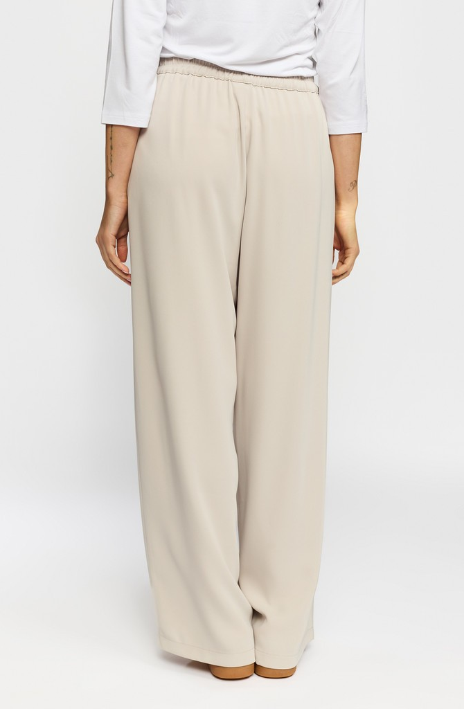 Ofelia Pant - New Kitt - 2-Biz