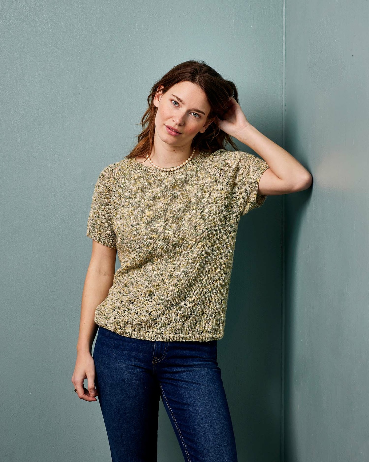 Summer top with lace pattern in Iris