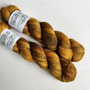 Silky Singles Lace- Rödgul trumpetsvamp