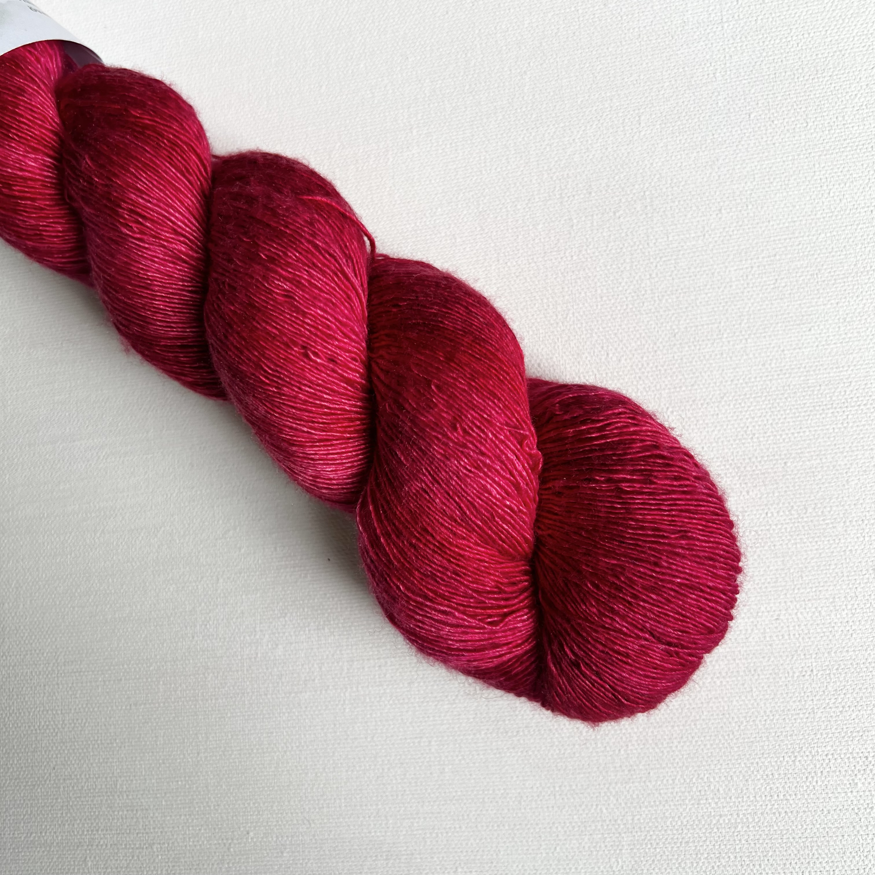 Silky Singles Lace - Cerise - 2