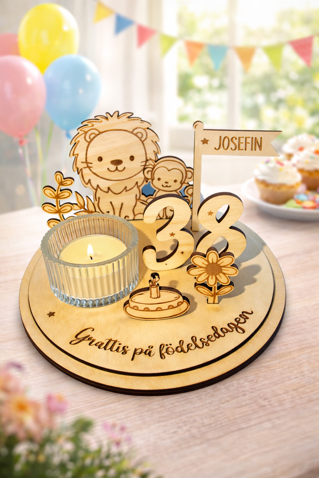 Födelesedagsvärld SAFARI -Grattis på födelsedagen "Lejon" - 2