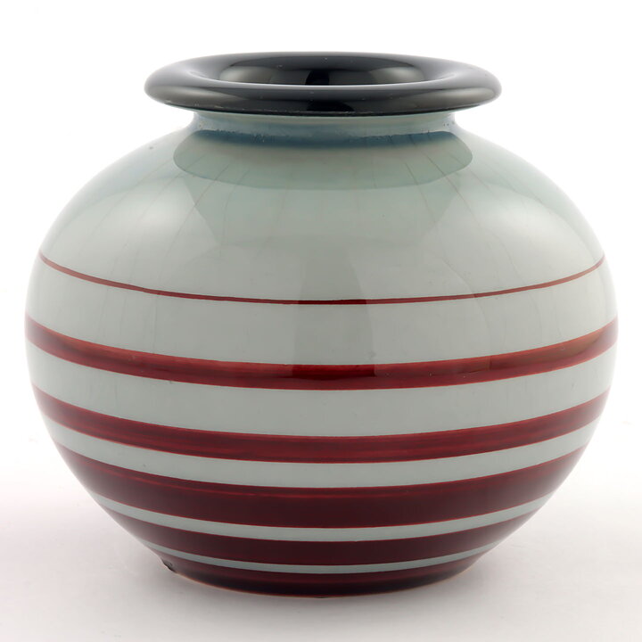 Ilse Claesson (1930s) Swelling Art Deco Vase 11/10 cm