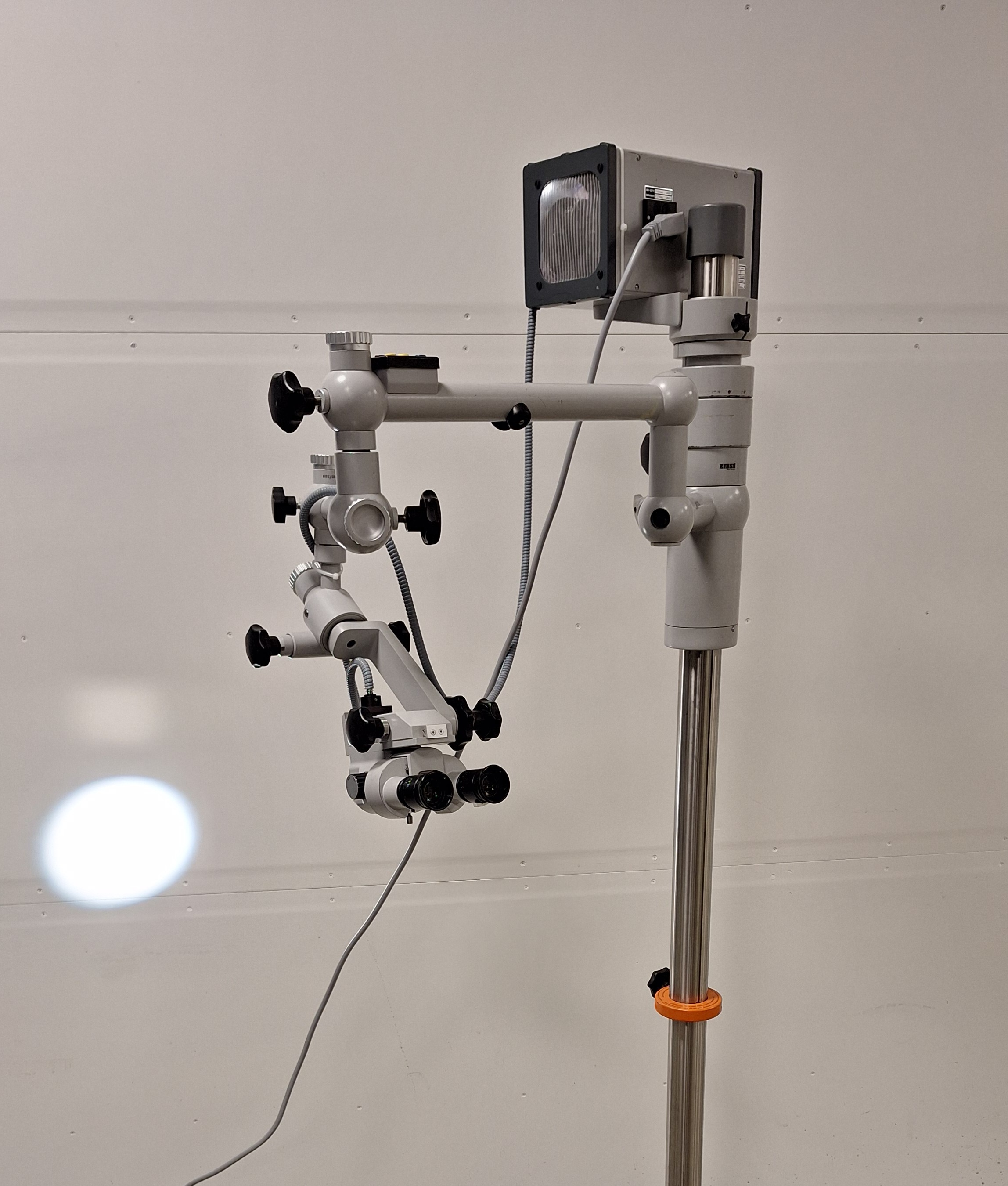 Carl Zeiss OPMI 1 - Begagnad - 2