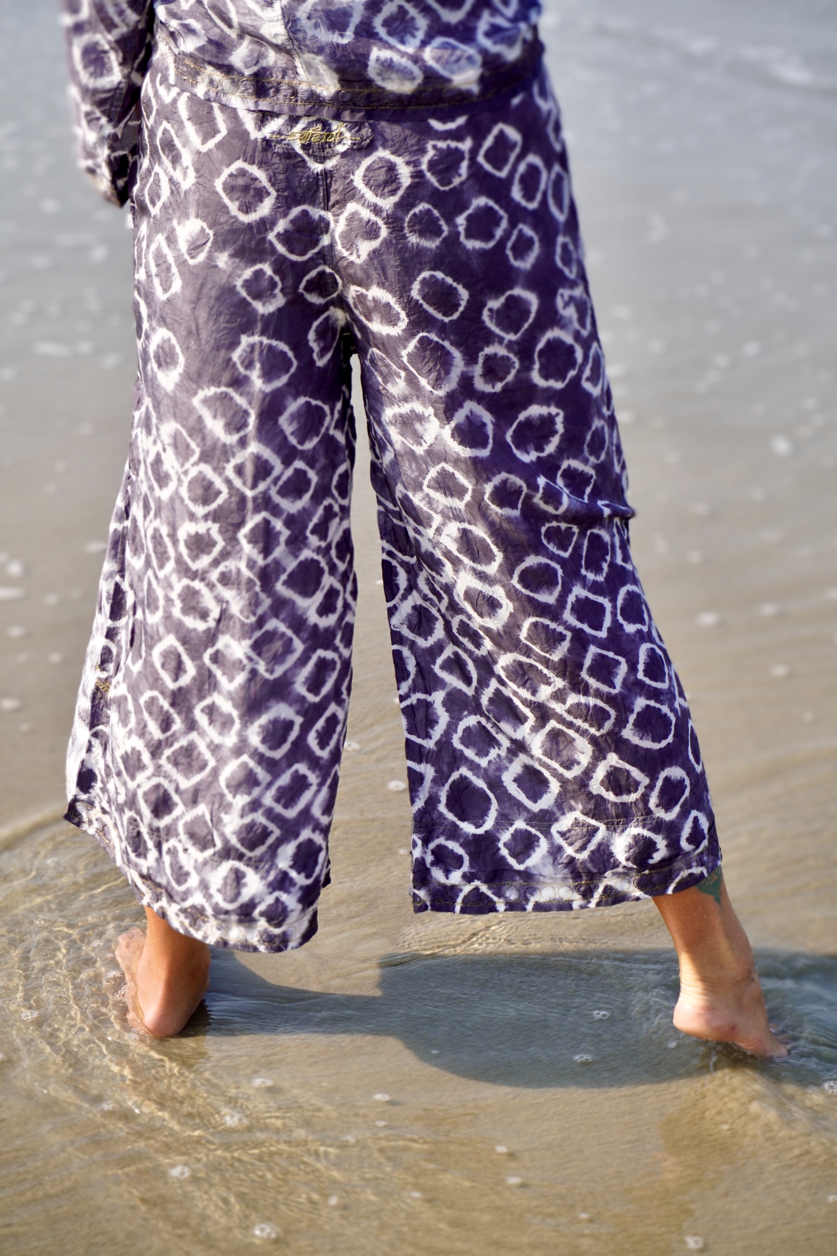 PAPI SUNNIE SILK BATIK PANT  PAPI CHARCOAL  - 4