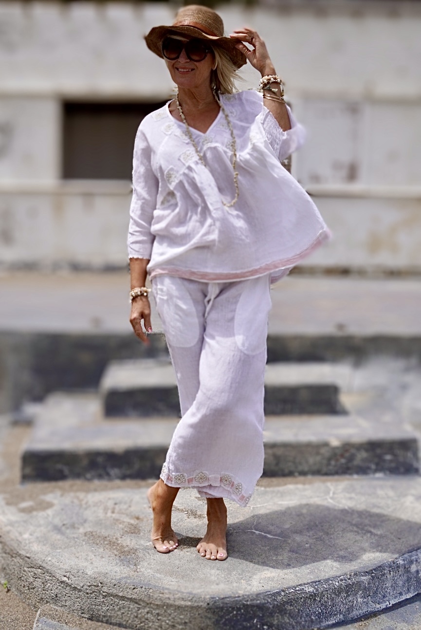 LISSA LINEN TOP SWEET WHITE