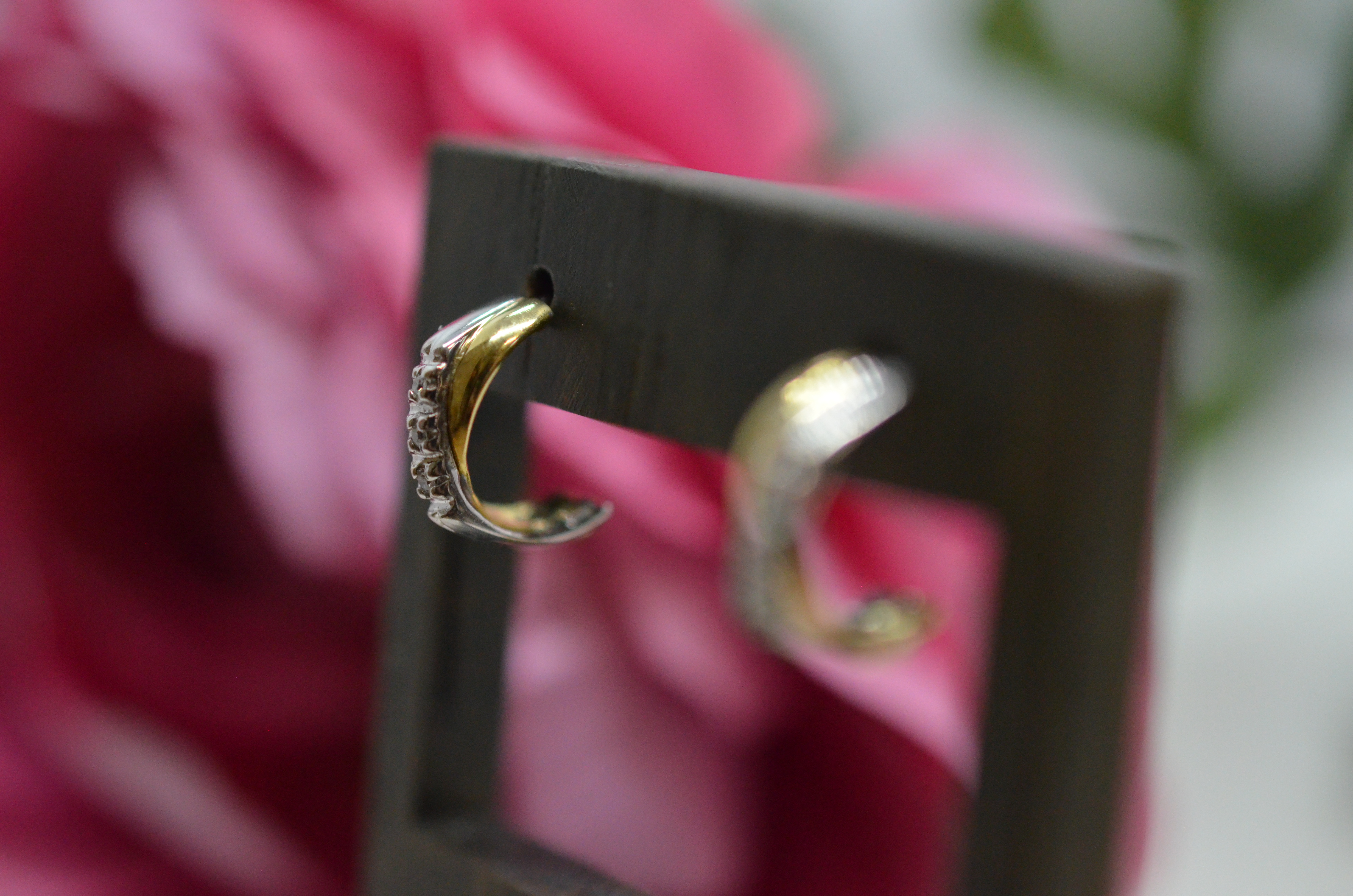 Second Hand 18k half hoops with diamonds - 2