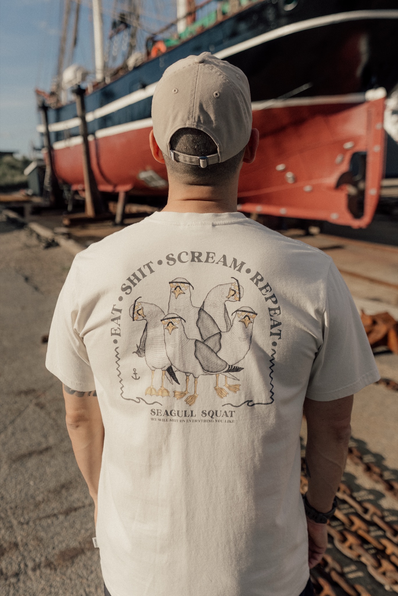 Lakor Seagull Squad Back T-shirt Rainy Day - 6