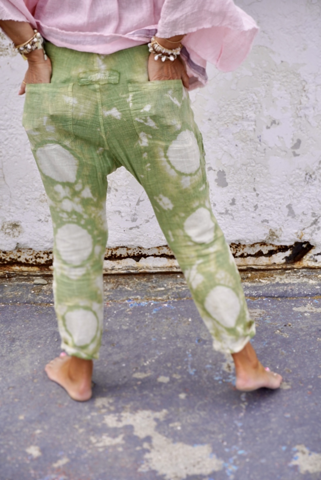 FEY  LINEN BATIK PANT POPPY LISA GREEN  - 5