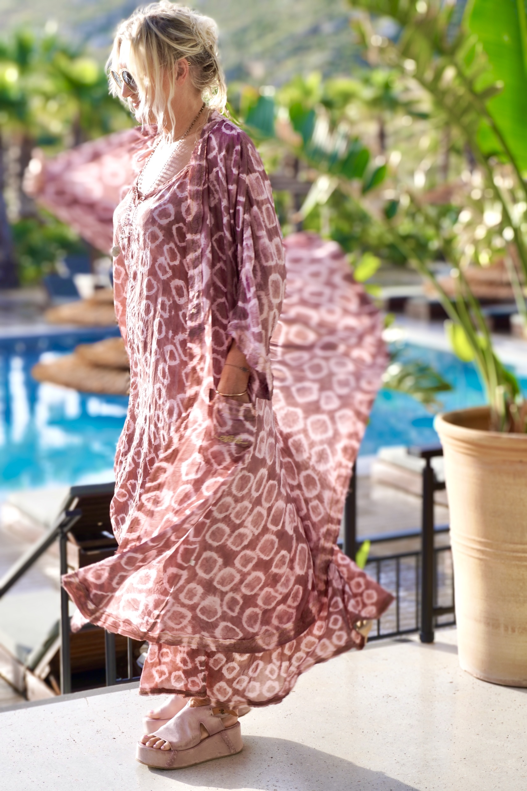 PAPI SILK BATIK MAXI KIMONO PINK 