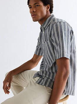 Wrangler rgular short sleeve chambray shirt