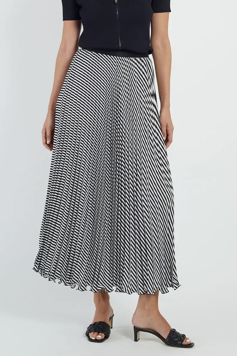 Derhy  - Dalila Plisse Maxi Skirt Black - 5