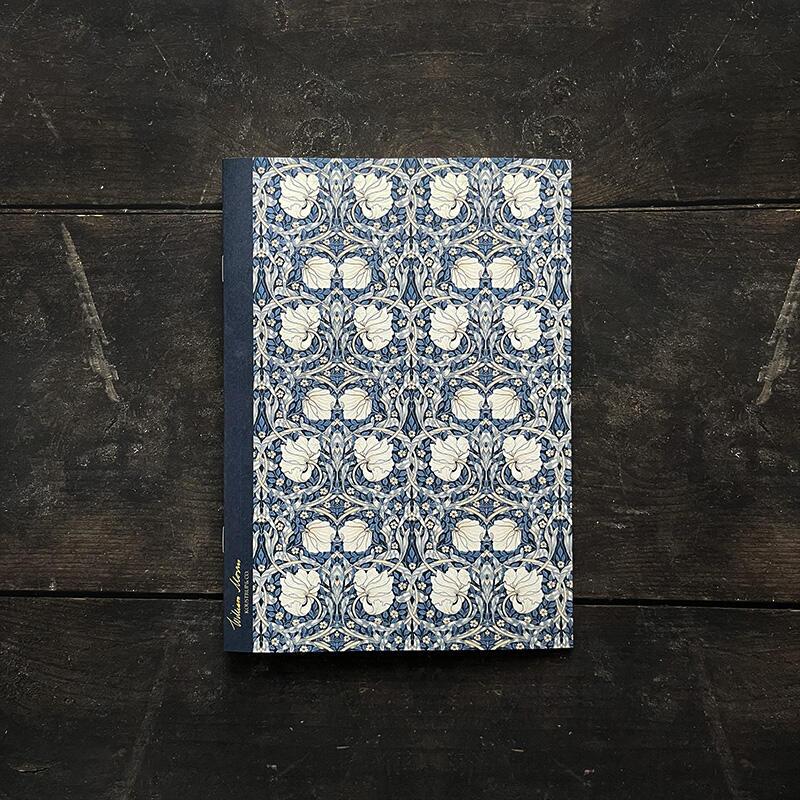 Anteckningshäfte - Pimpernel Mörkblå Småblommig - William Morris  - 2